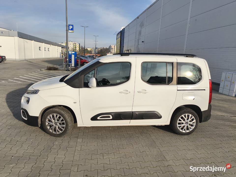 Niezniszczony Citroen Berlingo 15 diesel ESP Kielce