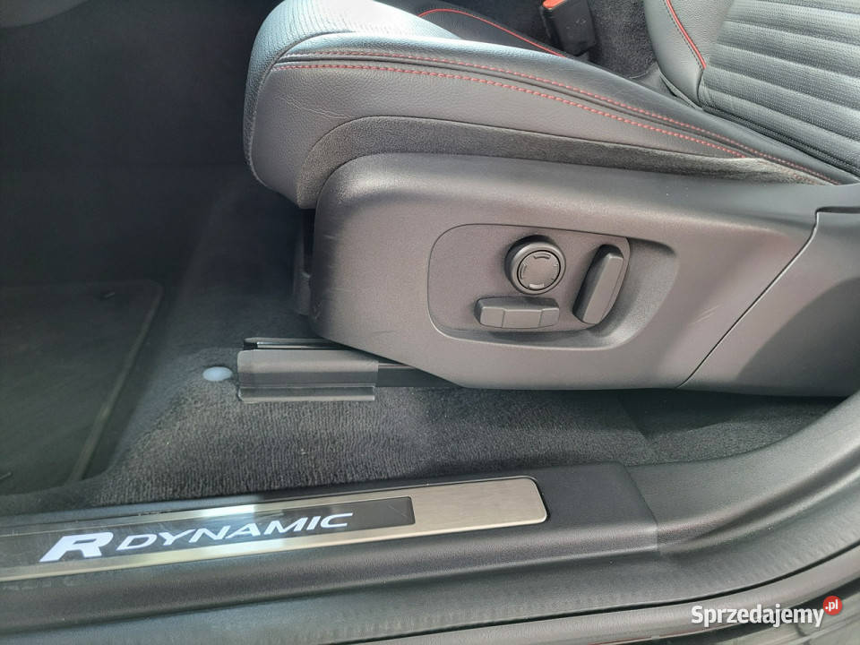 Land Rover Discovery Sport FV23R Dynamic 40 Toruń