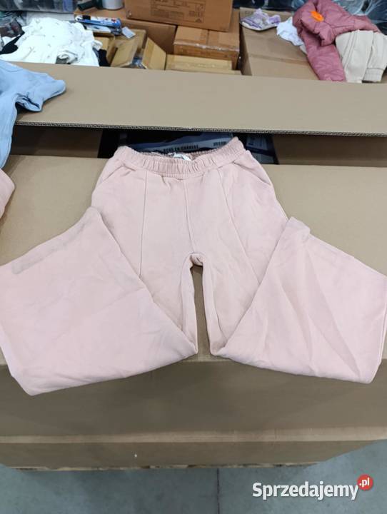 hurtowa na odzież i bieliznę dziecięca marki kujawsko-pomorskie Kowal sprzedam