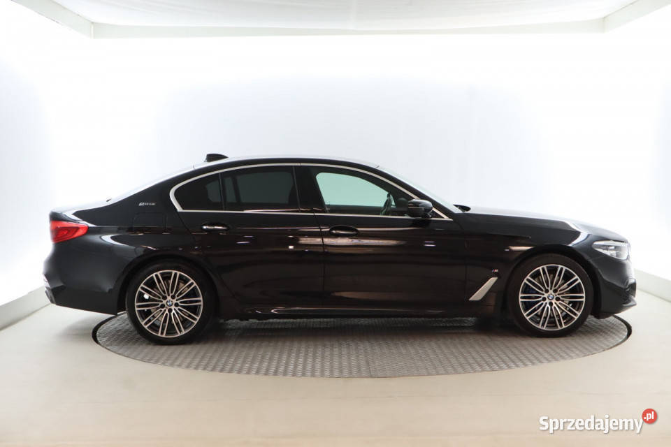 BMW 5 530e iPerformance światła przeciwmgielne sprzedam