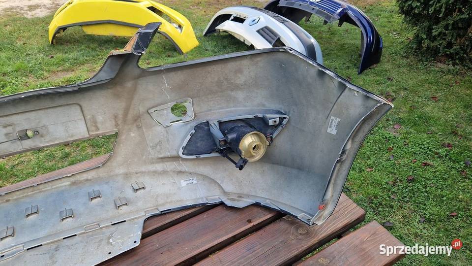 Opel Zafira B Lift zderzak przód osobowe Słowikowo