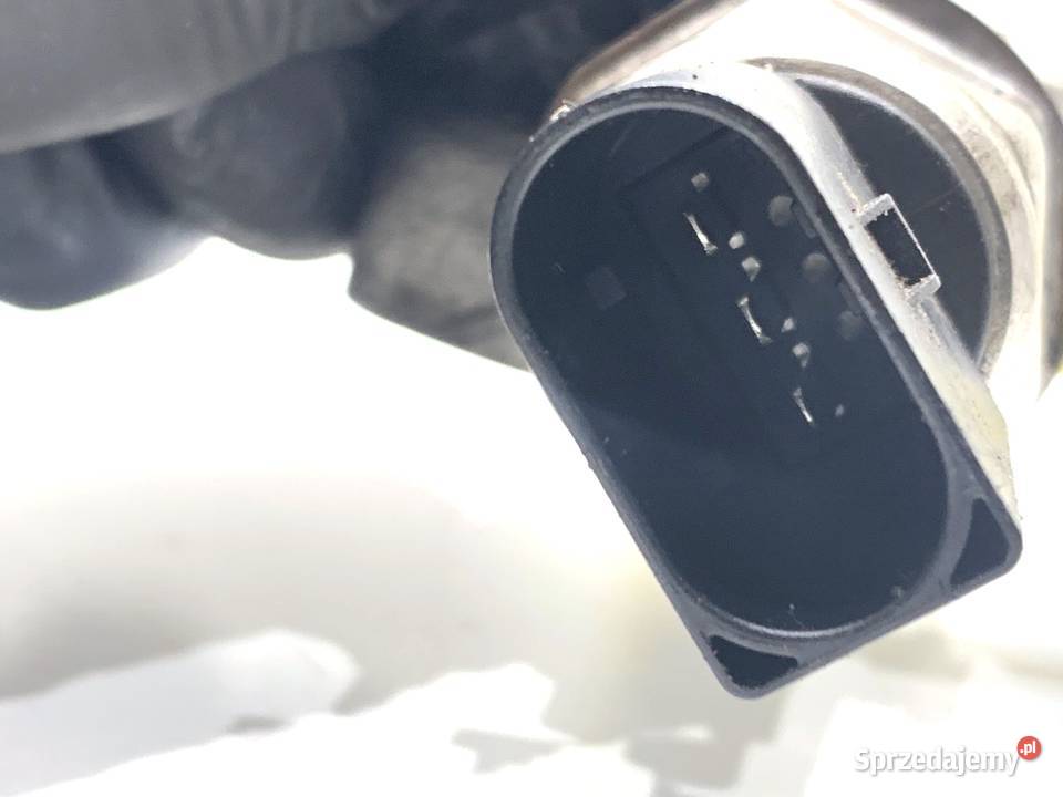 LISTWA WTRYSKOWA Z CZUJNIKIEM VW TRANSPORTER T6 osobowe Listwy wtryskowe sprzedam