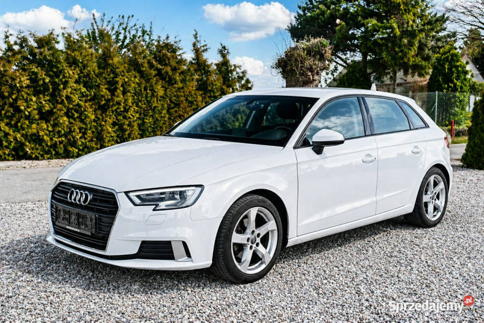 Audi A3 Sportback 8V 2012 2000cm3 Sadlno