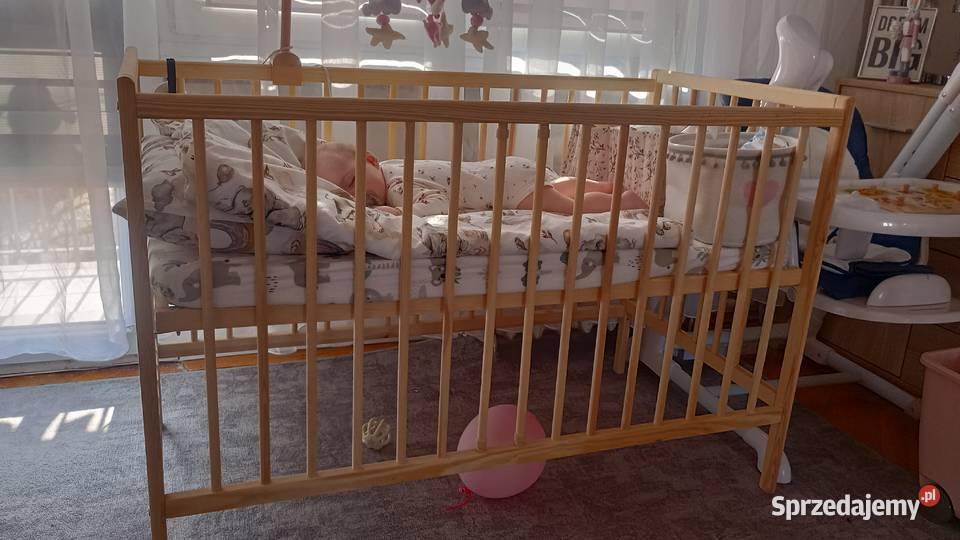 Łóżeczko dziecięce sosnowe świętokrzyskie Kielce sprzedam