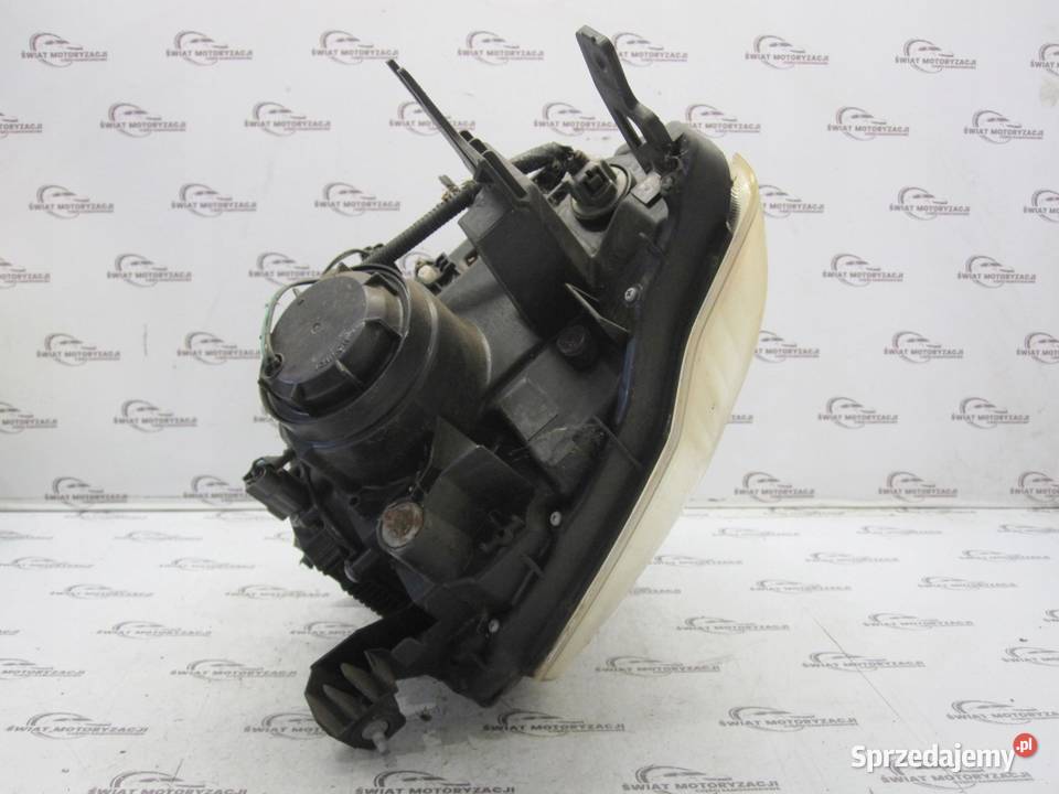 XTRAIL II T31 LIFT 10r lampa prawa przód HCR599