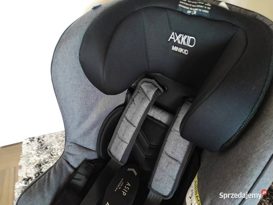 Fotelik samochodowy Axkid Minikid 20 025 świetny 0 - 25 kg Rzeszów sprzedam