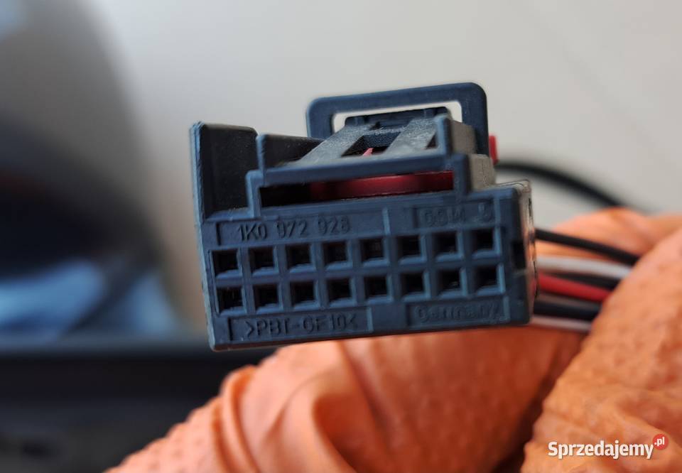 Lusterko zewnętrzne lewe Audi A6 C6 7 PIN LZ7Q osobowe sprzedam