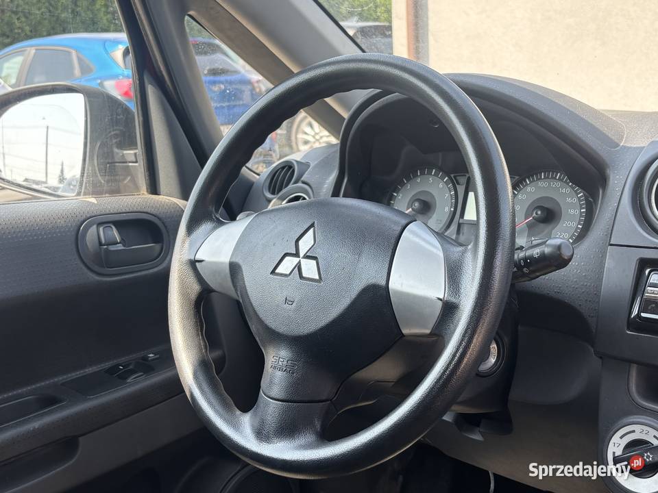 Mitsubishi Colt 2009r radio Paniówki