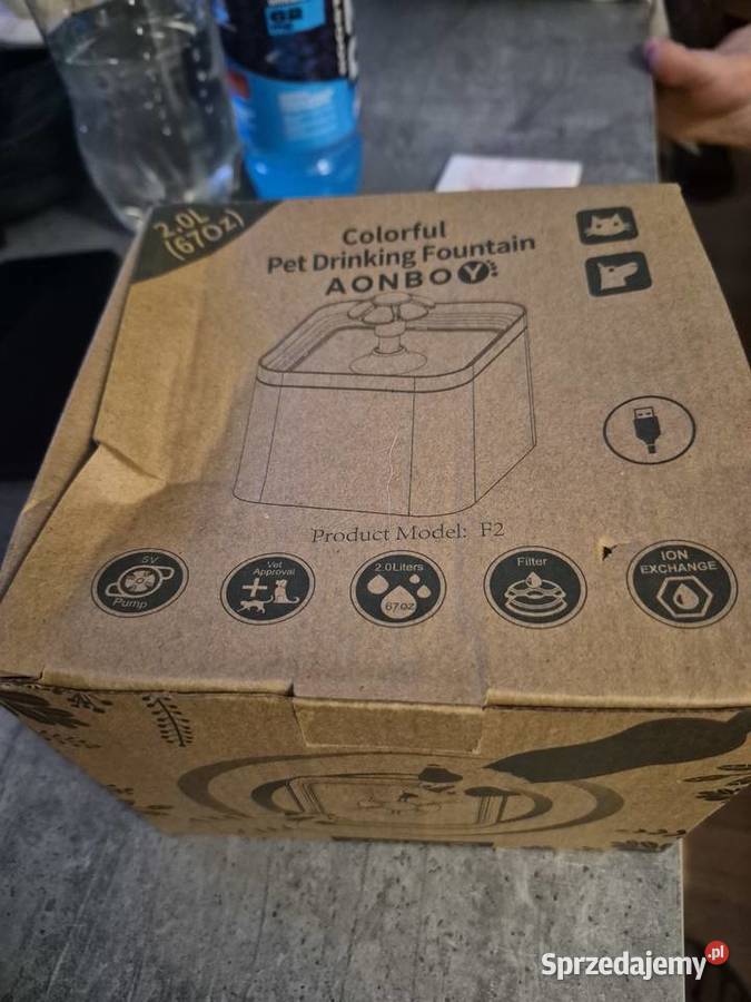 fontanny kota i psa AONBOY Model F2 o pojemności Nekla