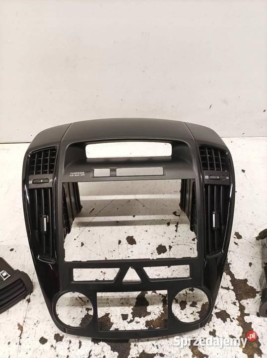 KRATKI NAWIEWU LEWA PRAWA ŚRODKOWA RAMKA LIFT