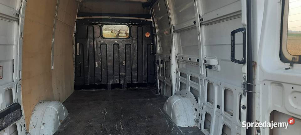 Iveco Daily Lift 2011r Wysoki Średni 23d Świdnica