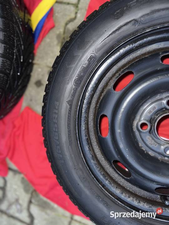 Opony zimowe BFGoodrich 17565R14 z felgami Lublin
