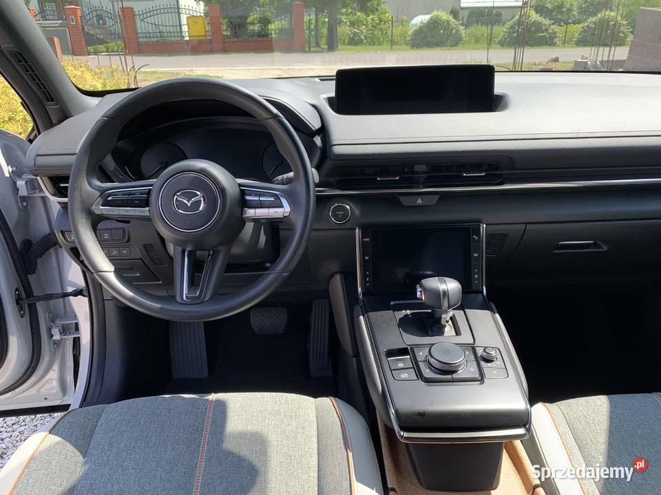 Mazda MX30 MAZDA MX 30 2020r 74tyskm 145 z garażowany Kalisz sprzedam