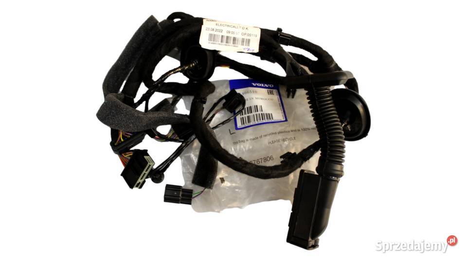 VOLVO XC60 II wiazka boczka drzwi prawy przod sprzedam