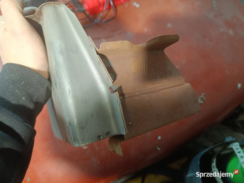 Fiata 126ppółka akumulatora wnęka nowa PRL ST FL Pozostałe Bielsko-Biała