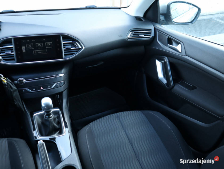 Peugeot 308 12 PureTech Lublin