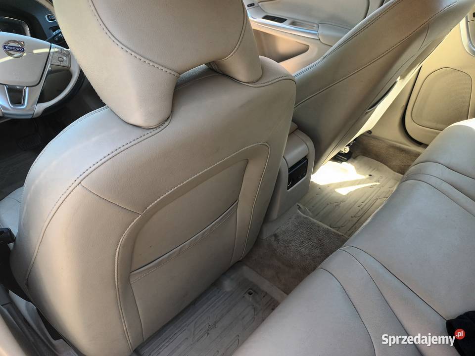 Volvo V60 T5 benzyna 245 2015 111 sprzedam