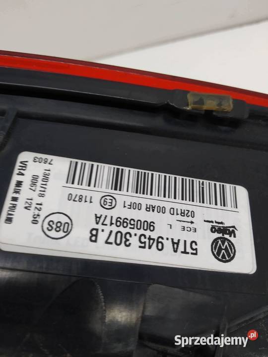 LAMPA TYŁ W KLAPĘ LEWA EUROPA LED 5TA945307B VW Rok produkcji 2018 Lampy tylne