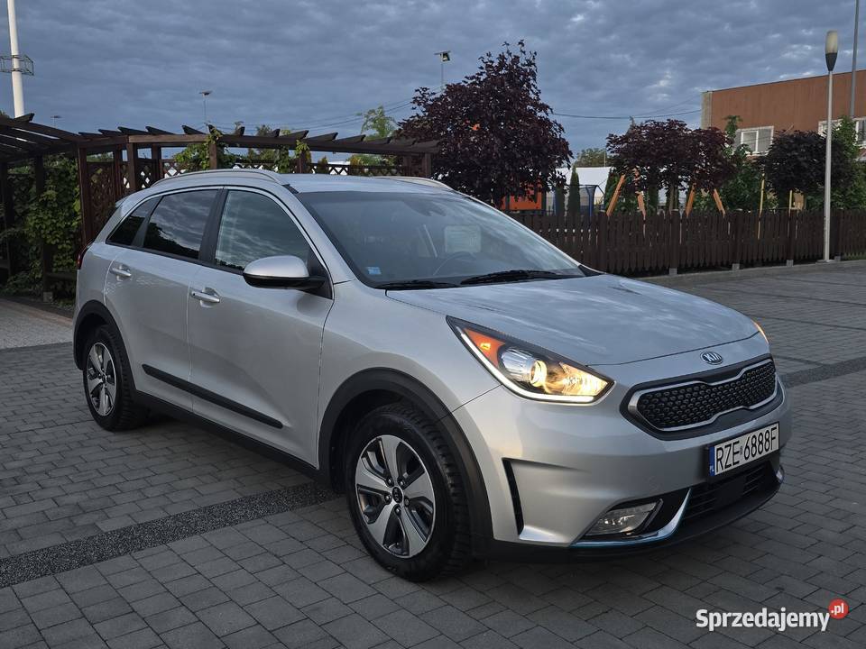 KIA Niro PlugIn 2019Bogata wersja XLOszczędna Niro Samochody osobowe sprzedam