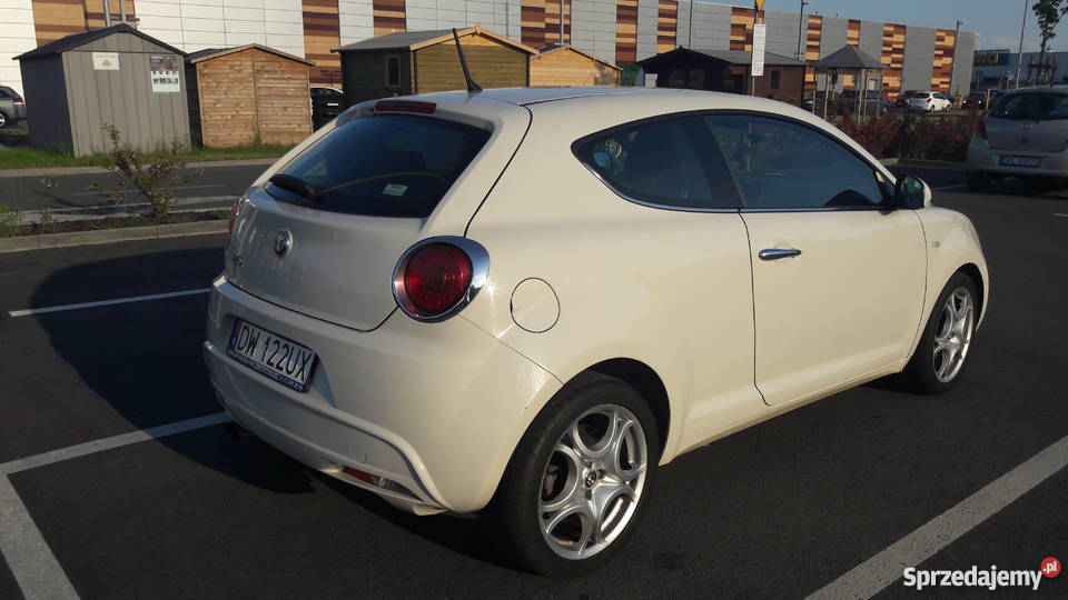 Sprzedam Alfa Romeo MiTo Bianco 13 wnętrze 1248cm3 dolnośląskie Wrocław sprzedam