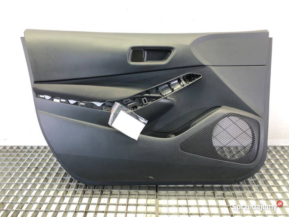 BOCZEK DRZWI LEWY PRZÓD TOYOTA COROLLA E21 osobowe podkarpackie