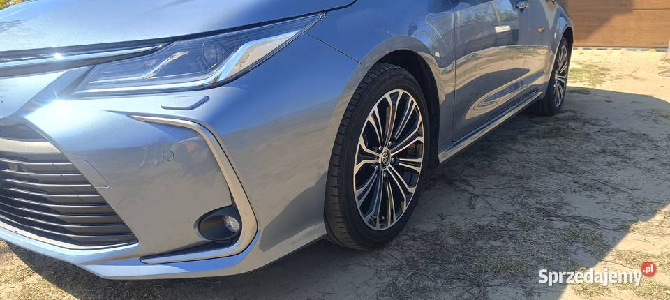 Toyota corolla 16 nowa 33 full led comfort tech Sochaczew-Wieś sprzedam