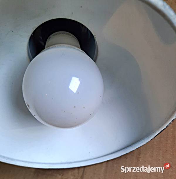 Lampa warsztatowa OW Polam z lat PRL wielkopolskie Ostrów Wielkopolski