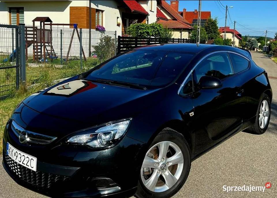 Opel Astra J GTC OPC 14 TURBO ACTIVE BENZYNA wielofunkcyjna kierownica Barwice