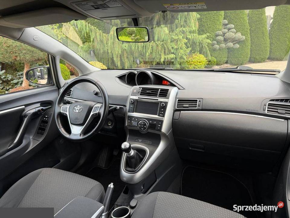 Toyota Verso 20 D4D 5Sitzer 124 2014r Możliwa Verso Krotoszyn