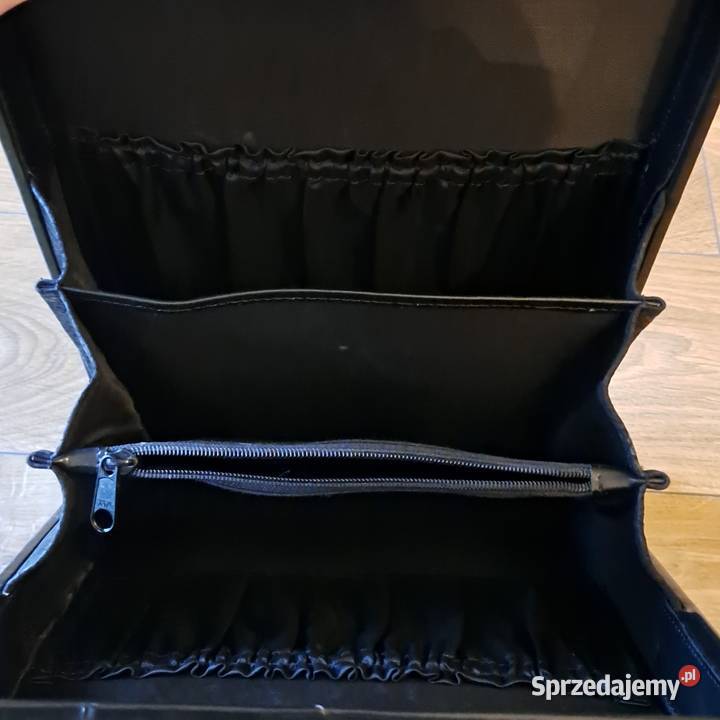 Elegancka walizkaaktówka z zamkiem szyfrowym Domaszczyn