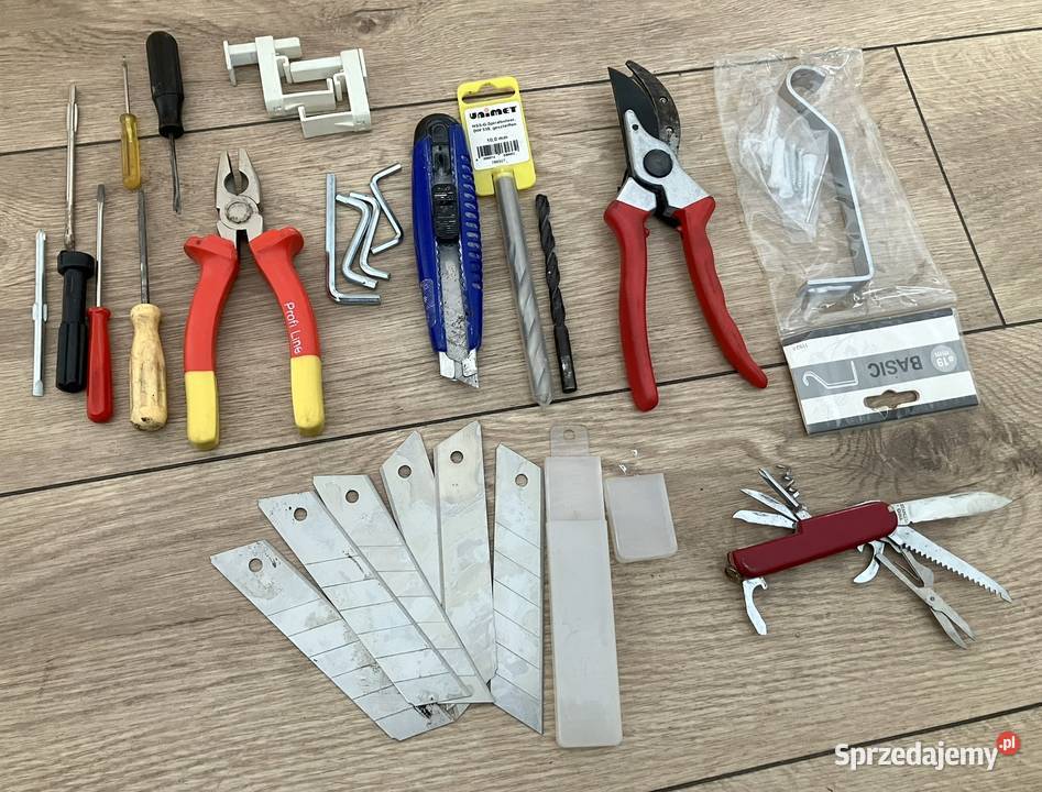 Zestaw narzędzi różne 26