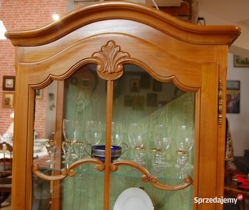 Witryna serwantka ludwikowska oszklona Meble