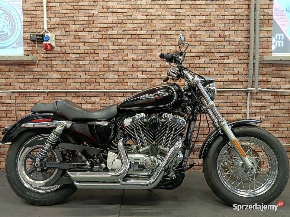 Harley Davidson XL 1200 C sportster 2017 3000mil Motoryzacja