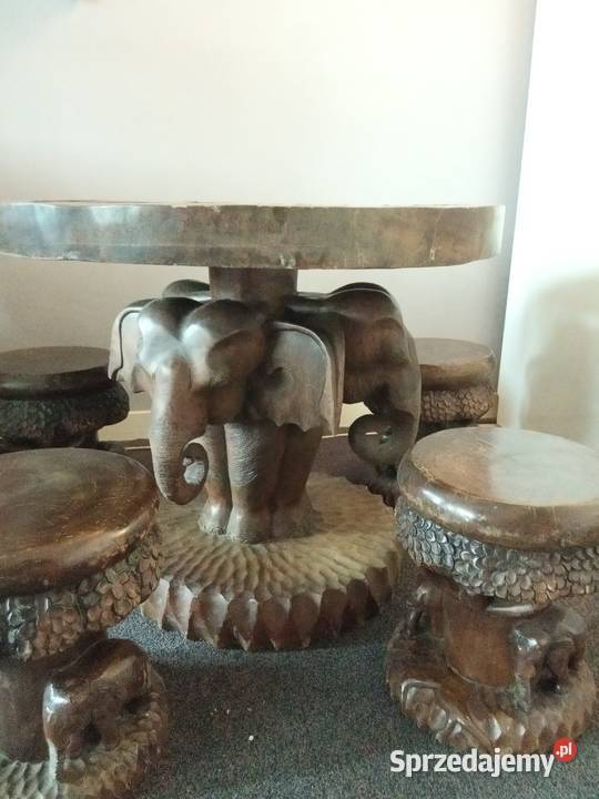 Sprzedam ręcznie rzeżbiony stół i cztery Sokołów