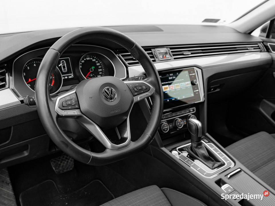 Volkswagen Passat GWE6041M20 TSI Business DSG Pępowo