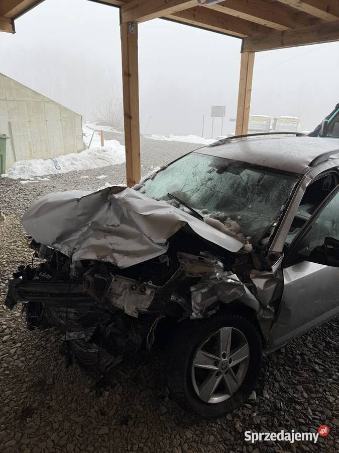 Skoda octavia uszkodzona 2015 Bobowa