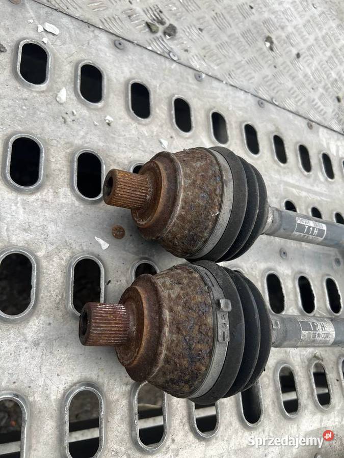 Półoś PRAWA LEWA Audi A6 C6 06r 20tfsi automat osobowe
