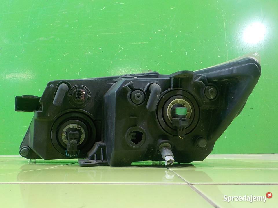 DODGE JOURNEY 20 CRD 09r 5D lampa prawa przod Suków sprzedam