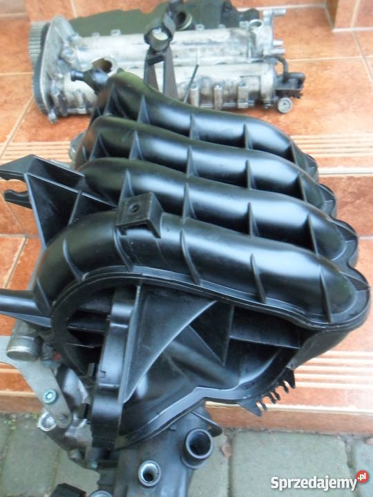 Volkswagen VW Seat 14 16V 16 16V kolektor ssący Jarocin