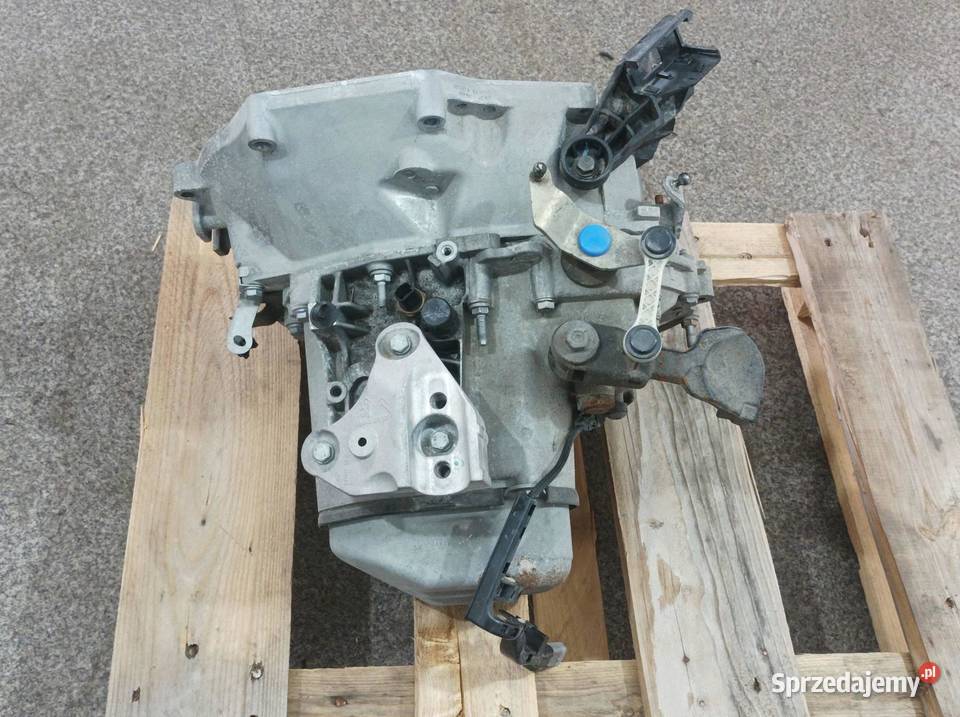 SKRZYNIA BIEGÓW 20A704 1577551 12 THP Citroen C3 osobowe