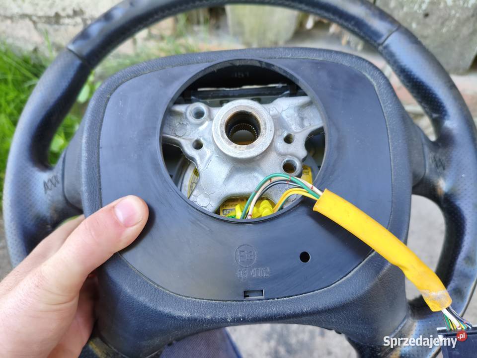 Kierownica skórzana momo Subaru Forester Kierownice Chełm sprzedam