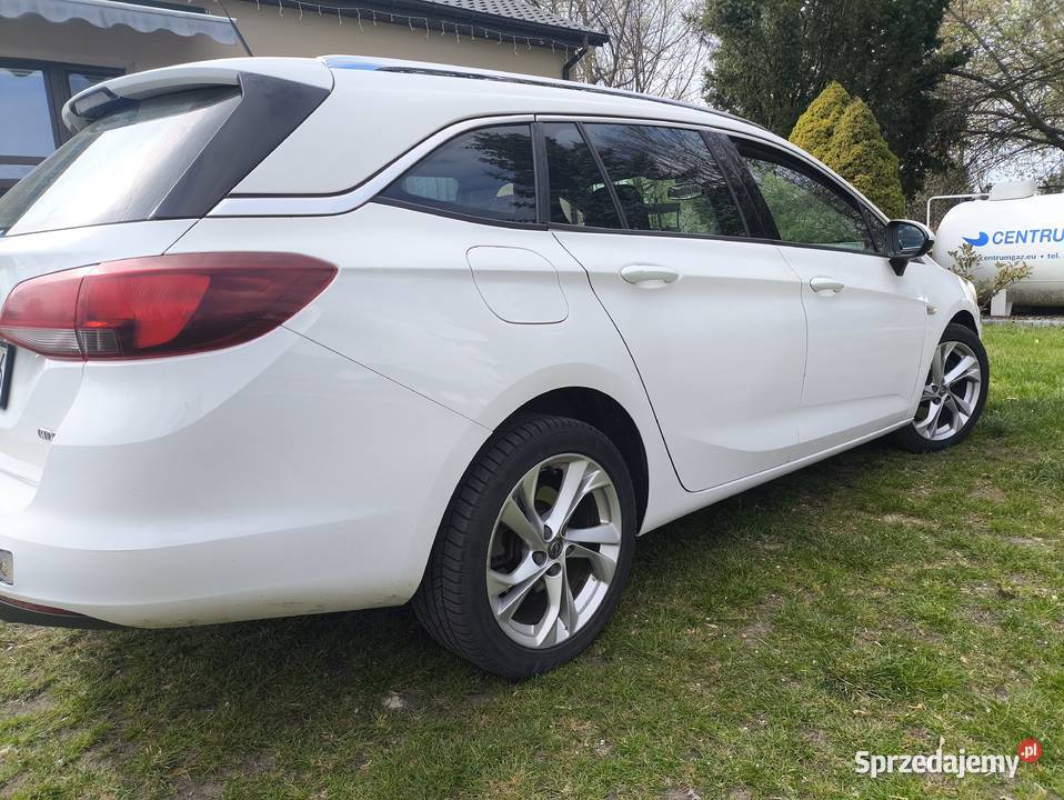 Opel Astra K 2017 r 320000km Łowicz