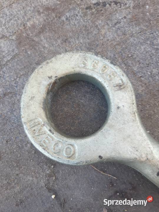 Iveco Daily śruba hak