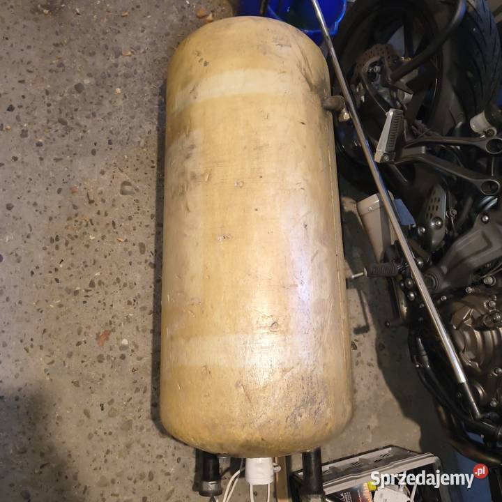 Bojler na ciepłą wodę z grzałką Pustynia