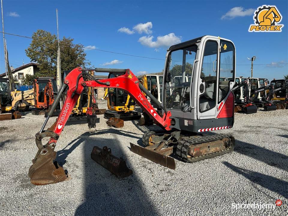 Mini koparka Neuson 1404 z 2008r 3 łyżki ŁADNA Rok produkcji 2008 Złoczew