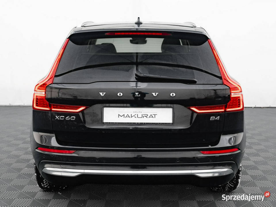Volvo XC 60 LU043MSB4 B Inscription Szklany dach Rok produkcji 2021 Gdańsk