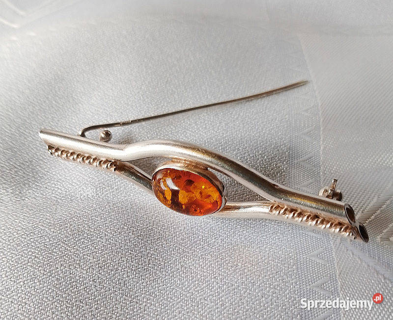 srebrna broszka z bursztynem Suwałki