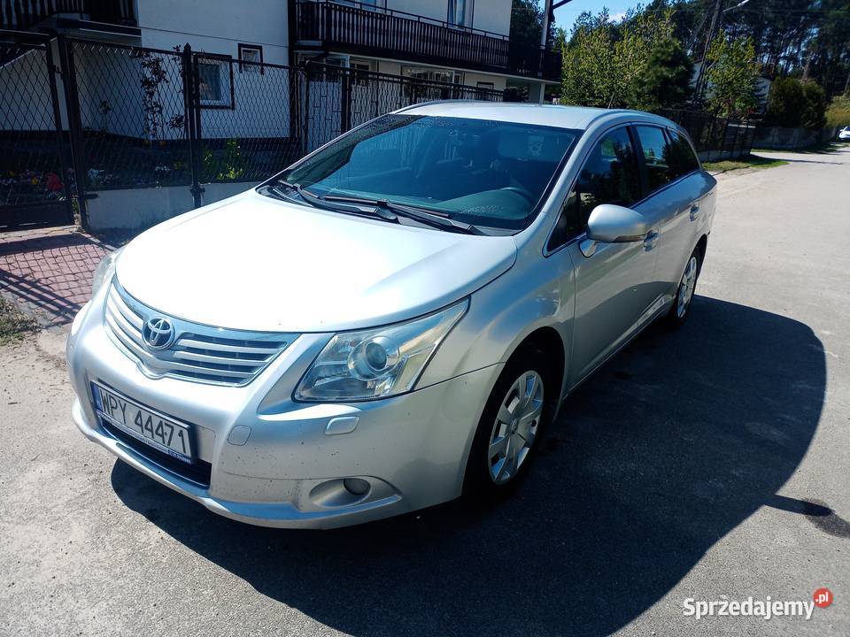 Toyota Avensis 201112r