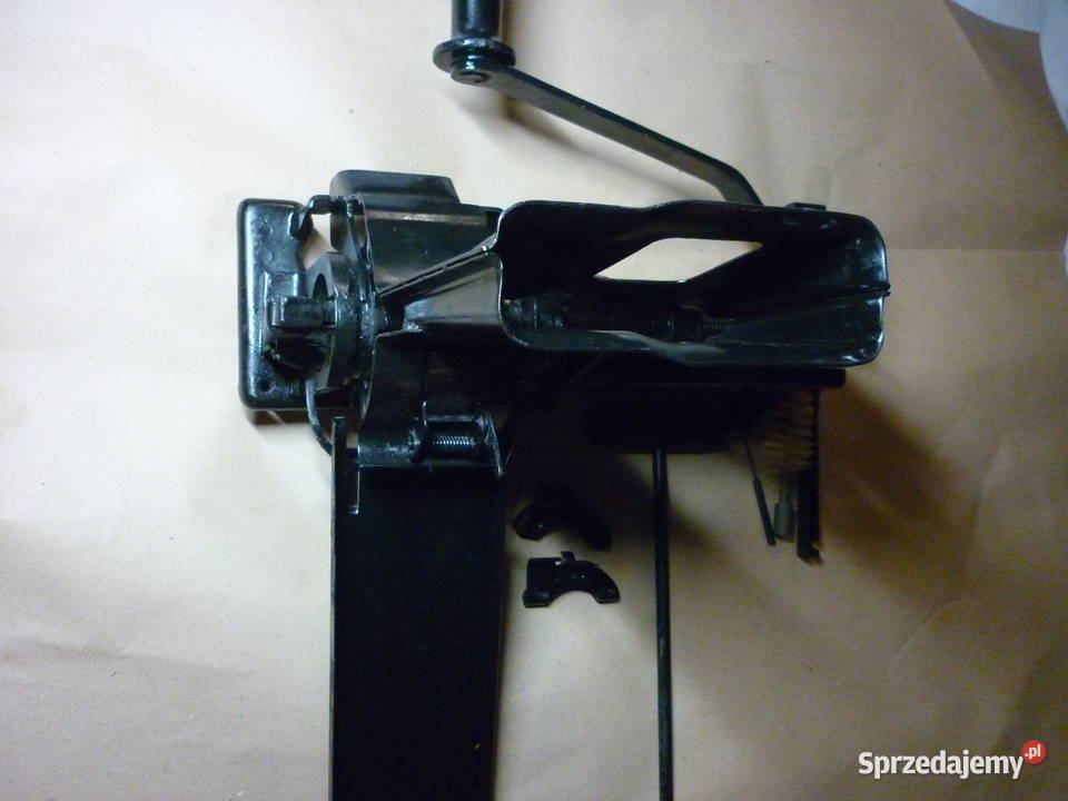 Maszynka do taśmowania amunicji 127 mm Dębica