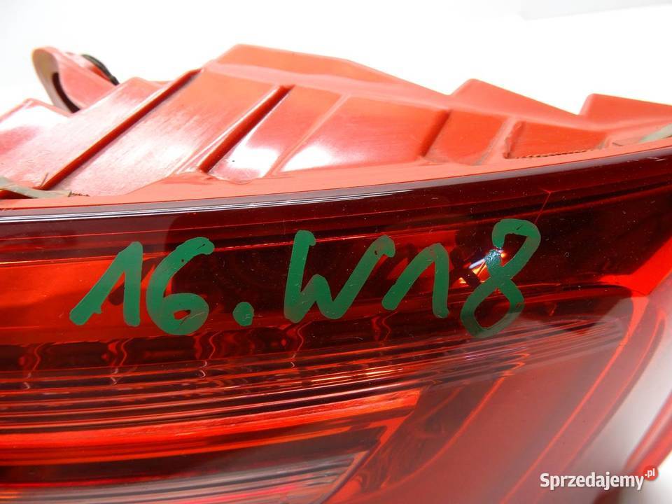 LAMPA PRAWY TYŁ PRAWA TYLNA 4G5945096A AUDI A6